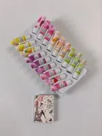 بالم لب میوه ای بی رنگ