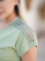 تیشرت سرشانه تور و گلدوزی - Image 12
